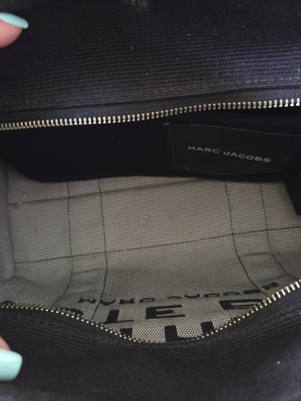Marc Jacobs Black Canvas 'The Tote Bag' with White Logo - Picture 3 of 5